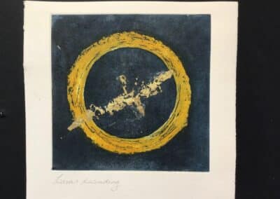 Linda Uhlemann, Icarus descending, Etching and gold leaf, 18 x 18cm, €150